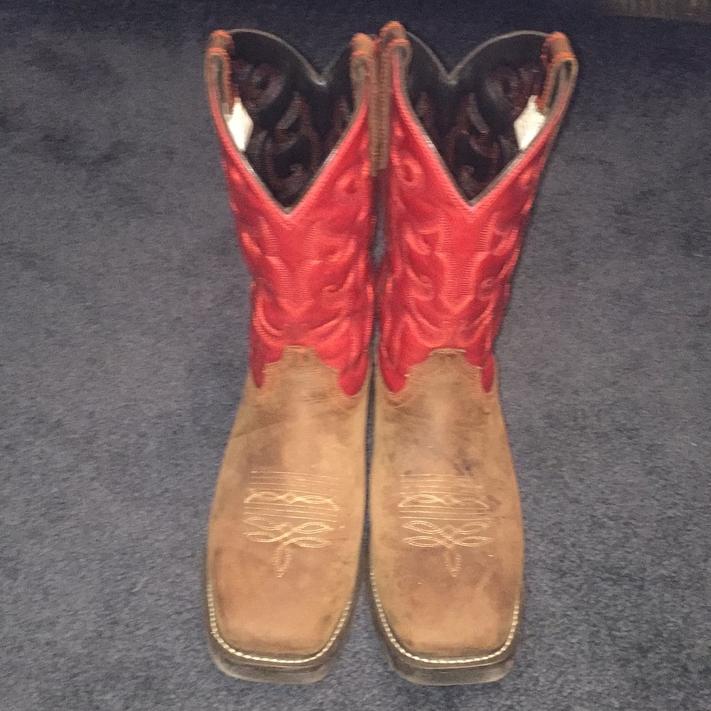 Men’s leather cowboy boots! Puppy not included 😂